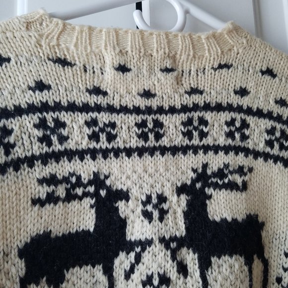 Unique branded Ralph Lauren Sweater 100 % wool. - Picture 15 of 16